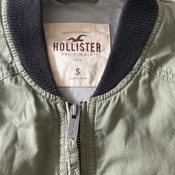 Green bomber jacket - Picture 3 of 4